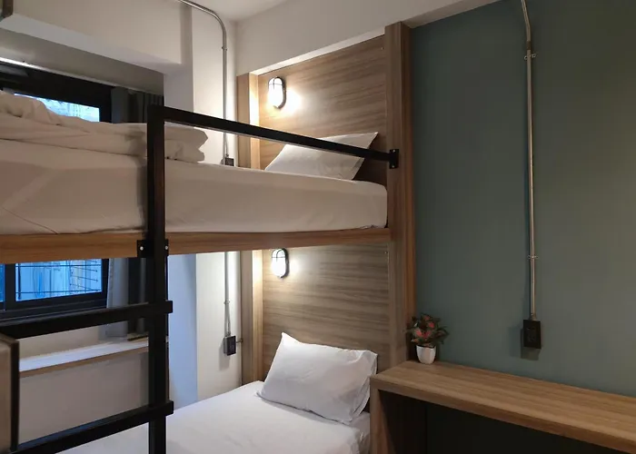 N5 Ratchawong Hostel Bangkok