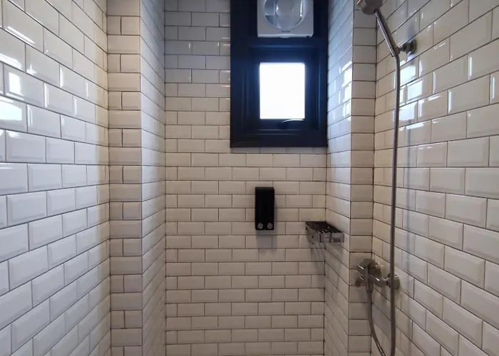 N5 Ratchawong Hostel Bangkok