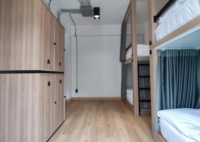 N5 Ratchawong Hostel Bangkok