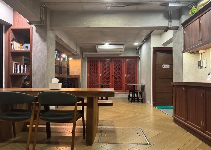 Hostel N5 Ratchawong Bangkok